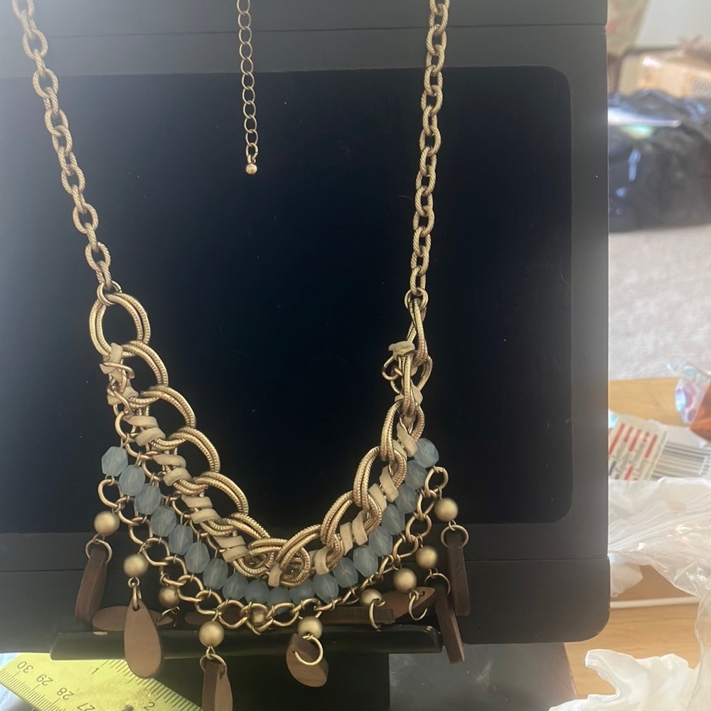Elegant Gold Necklace